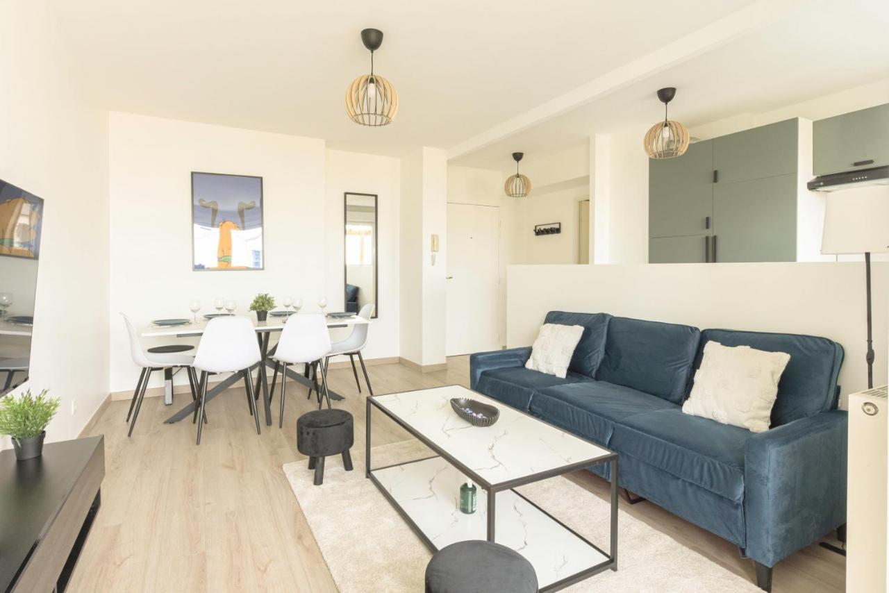 Disneyland Family Apartment